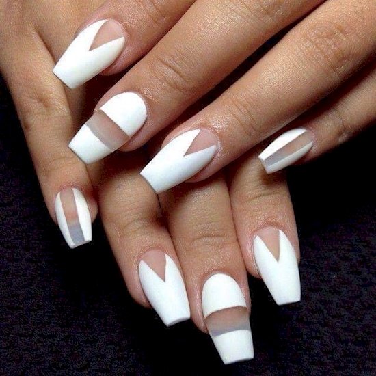 4. This negative space manicure is so rad!