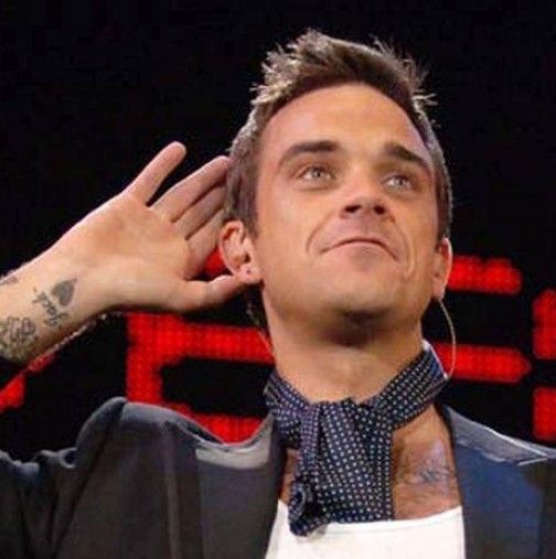 Robbie williams is my favourite singer. Robbie Williams Angels.