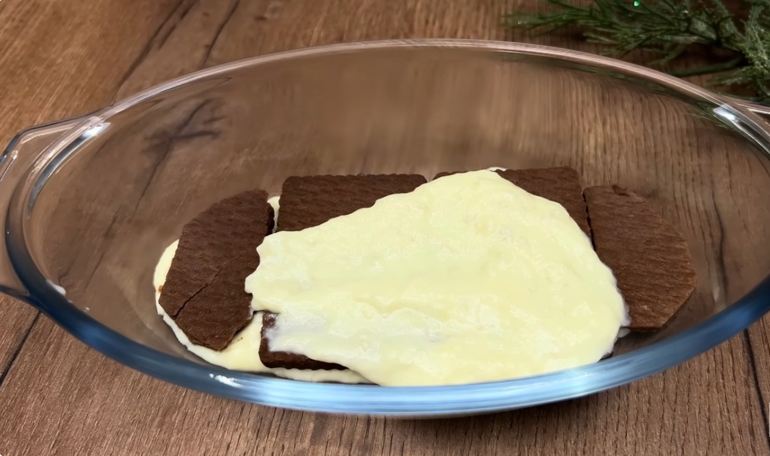 бисквитен десерт