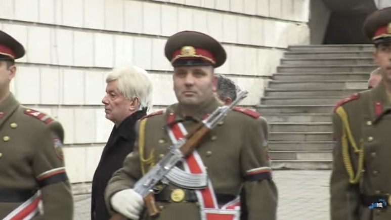 Валентин Михов