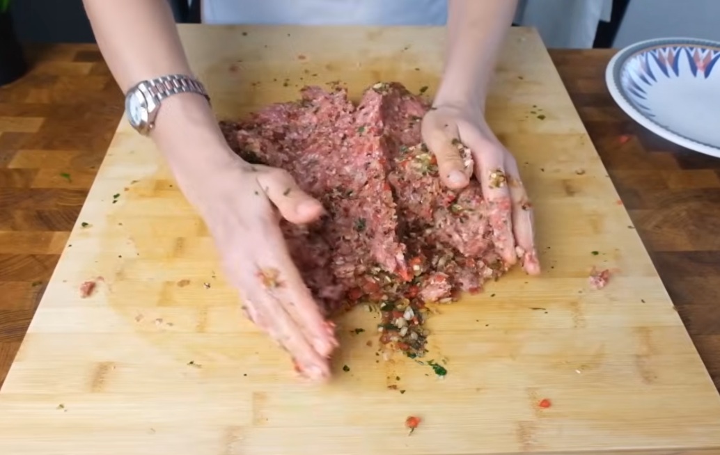 омесване кайма