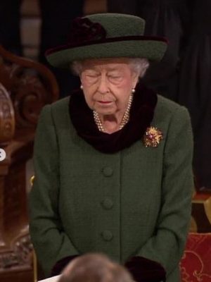 кралица Елизабет тъжна