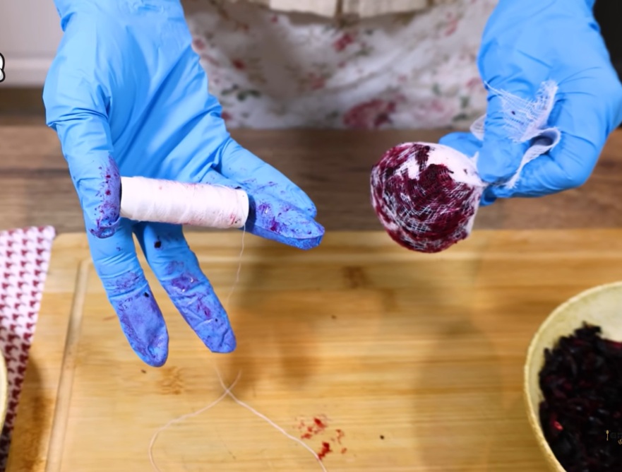 увиване яйце в тензух