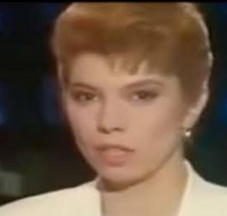 Илияна Йотова млада