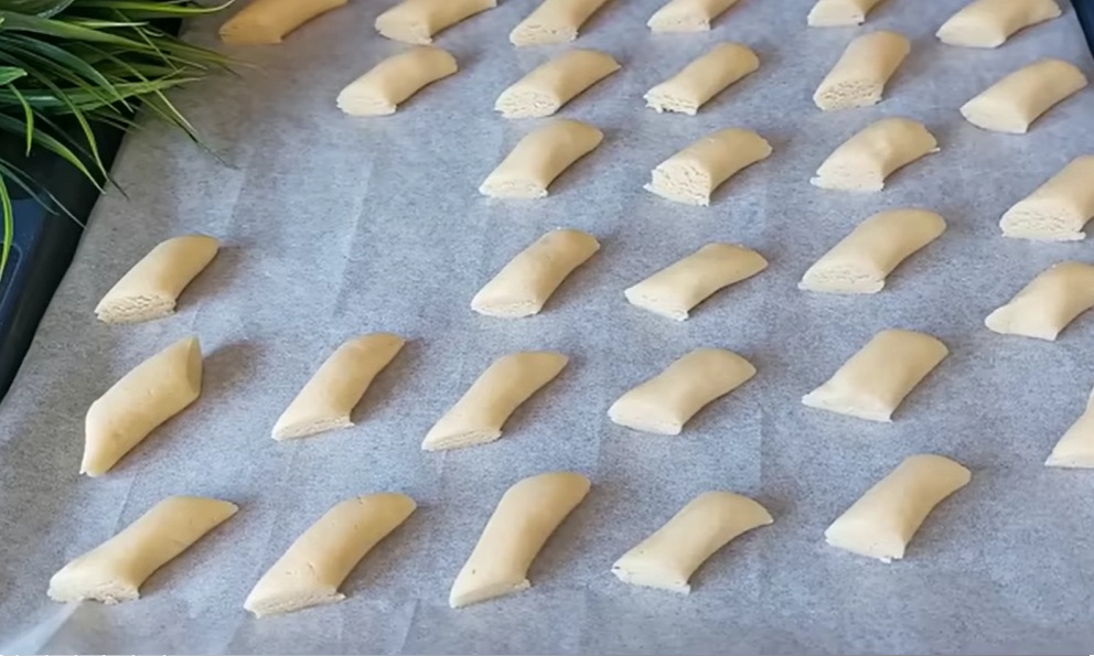 сладки върху хартията