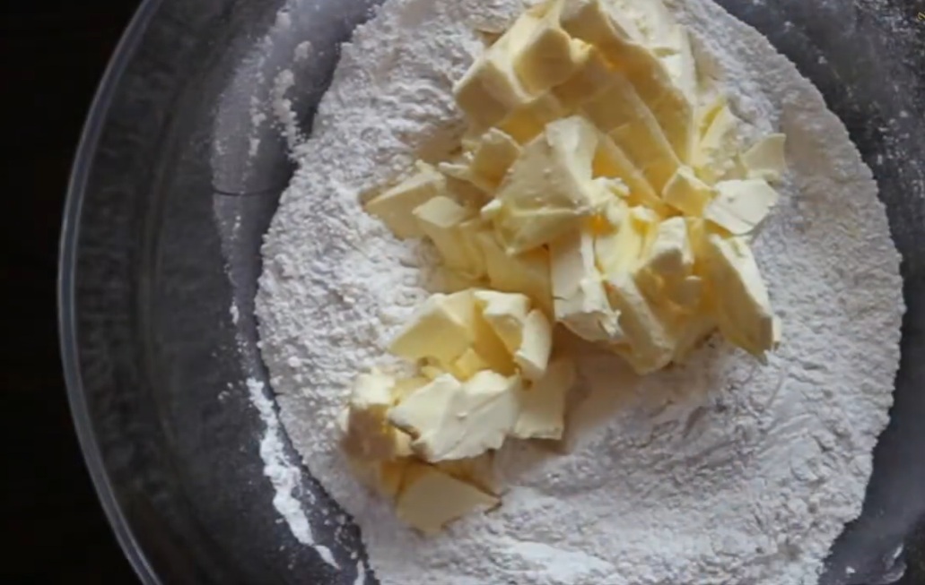 брашно и масло