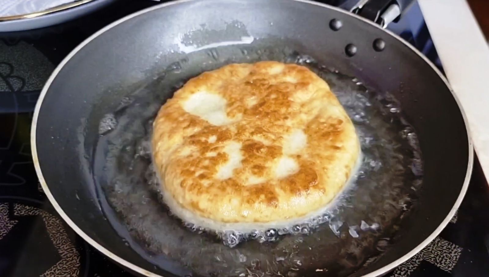 пържена картофена питка