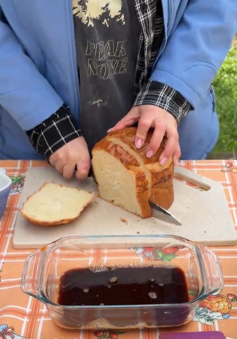 нарязан козунак