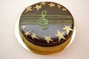 Тортата Моцарт - невероятно вкусен и ароматен шоколадов десерт