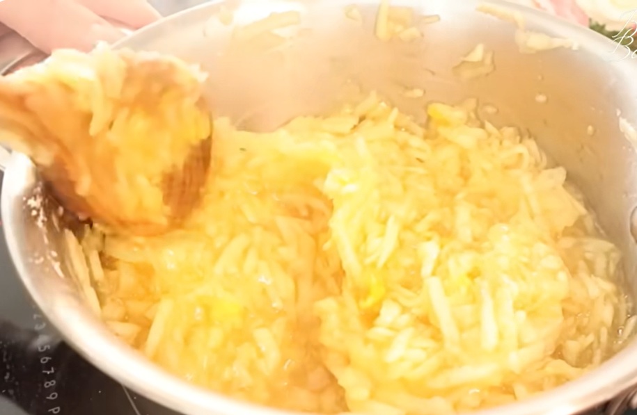 настъргани ябълки