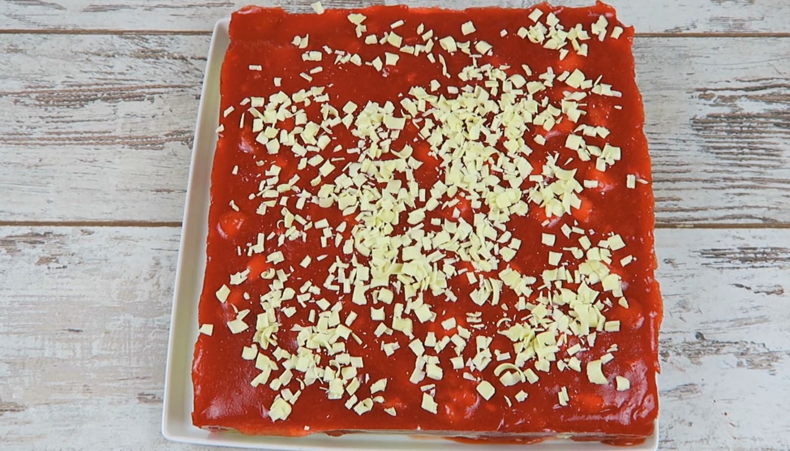 настърган бял шоколад