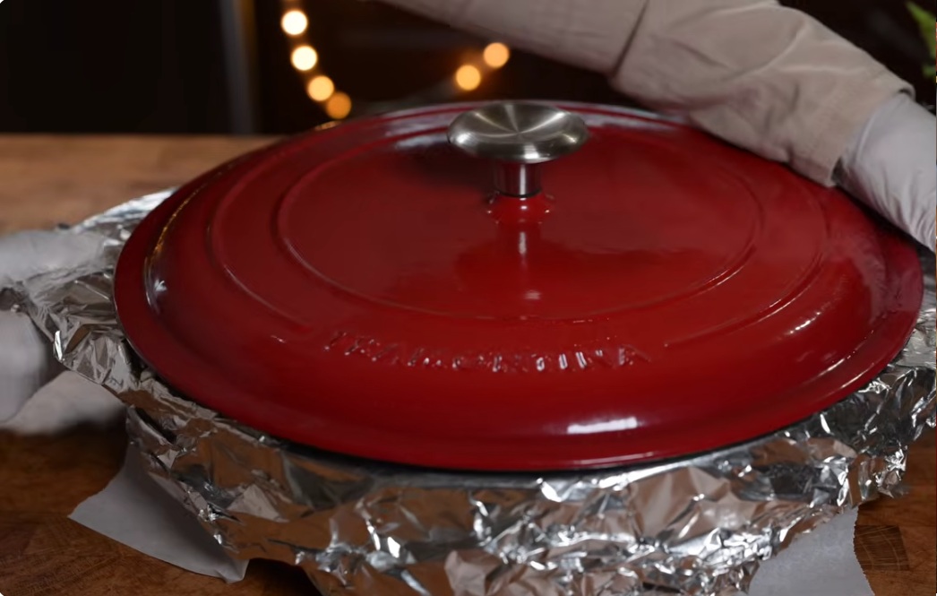 покрита тава