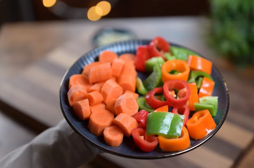 нарязани едро зеленчуци