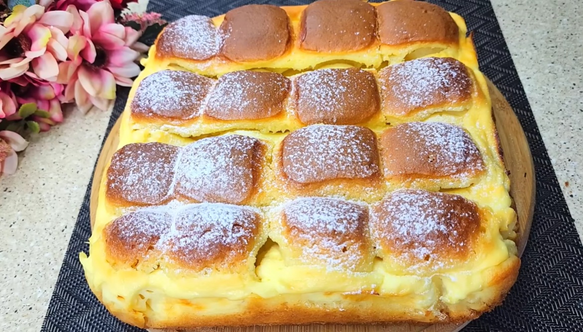 пухкав сладкиш с крем