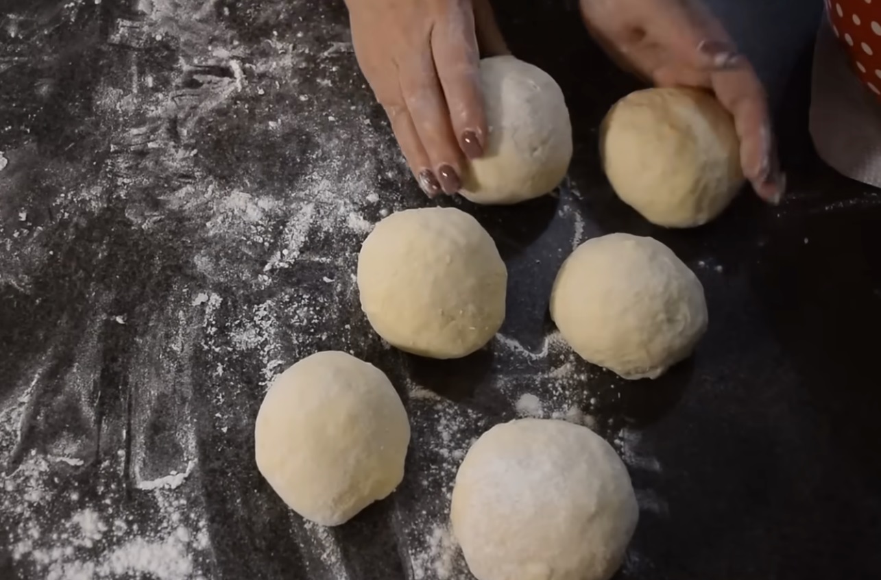 топки тесто баница