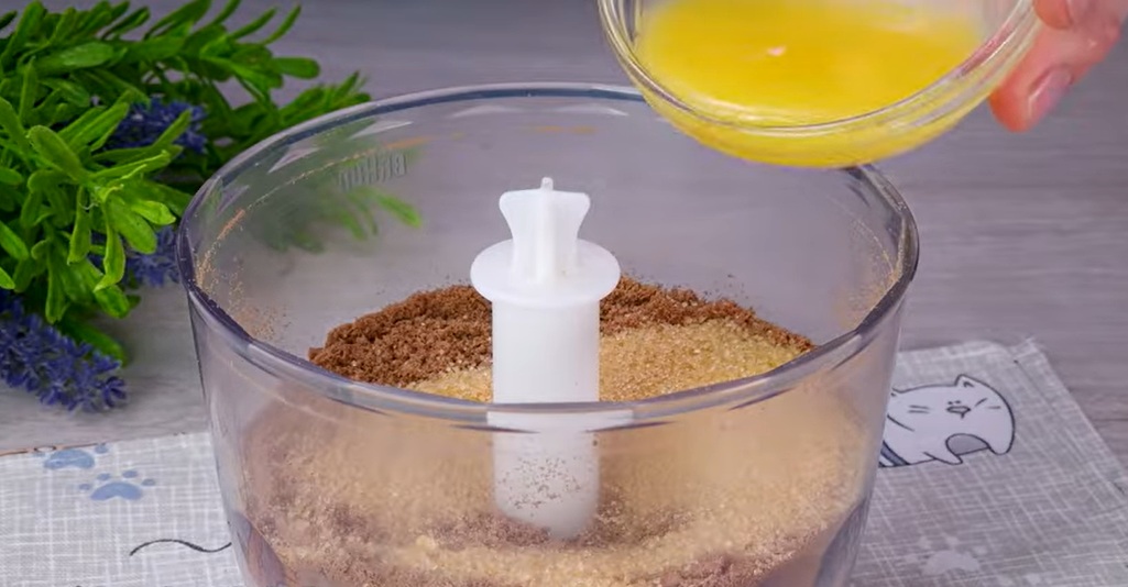 масло в бисквитите