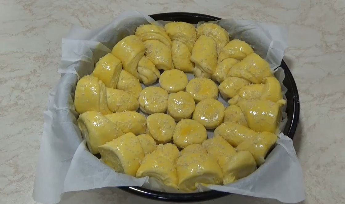 погача с жълтък