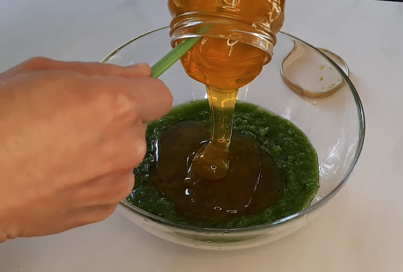 дебелец в мед