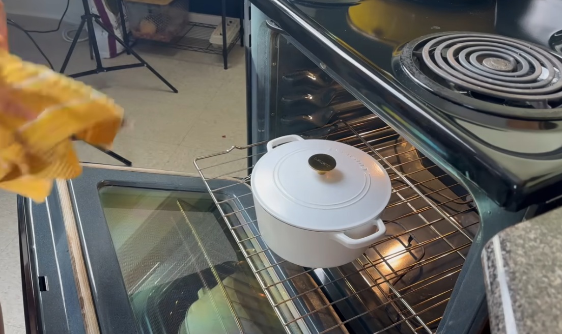 тенджера във фурната