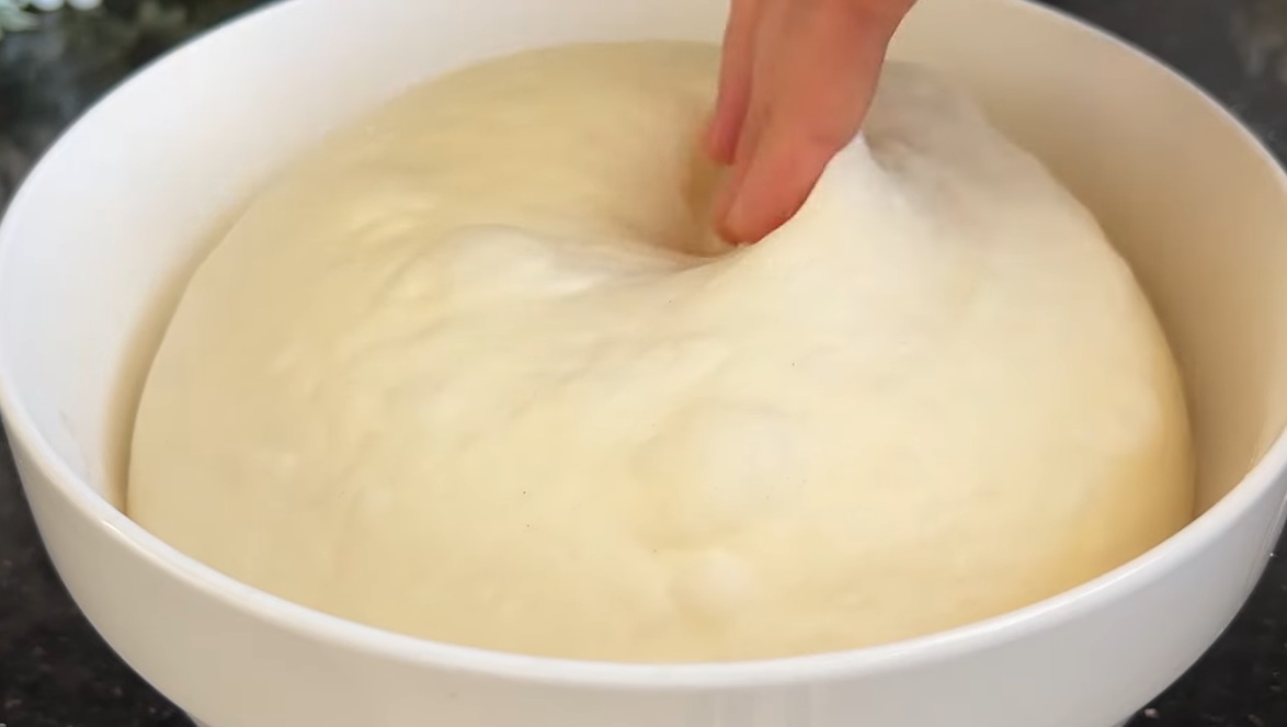 втасало тесто пица