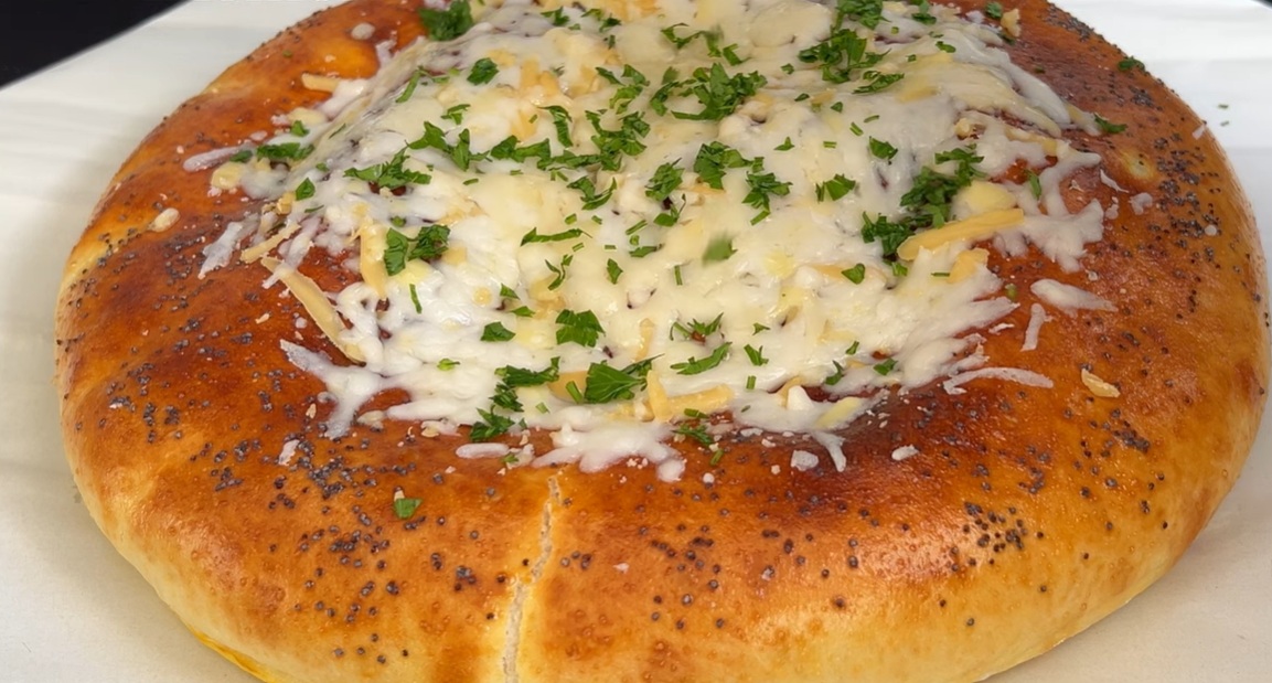 изпечена затворена пица