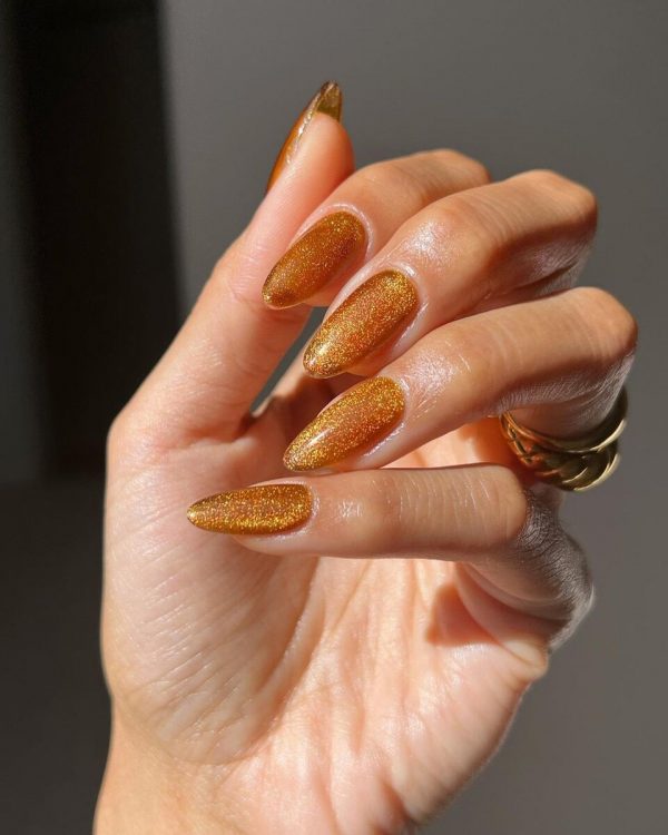 златни нокти