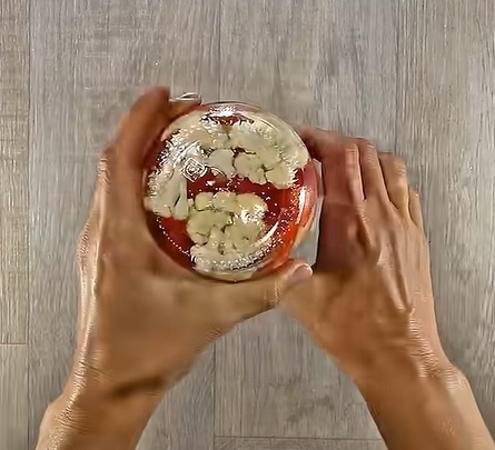 буркан с дъното нагоре