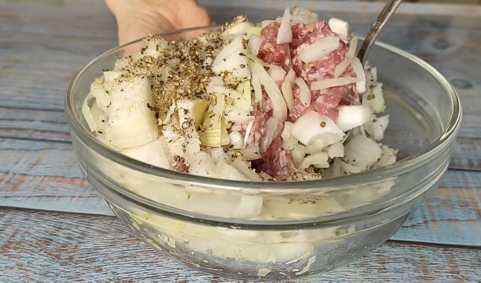 кайма с лук