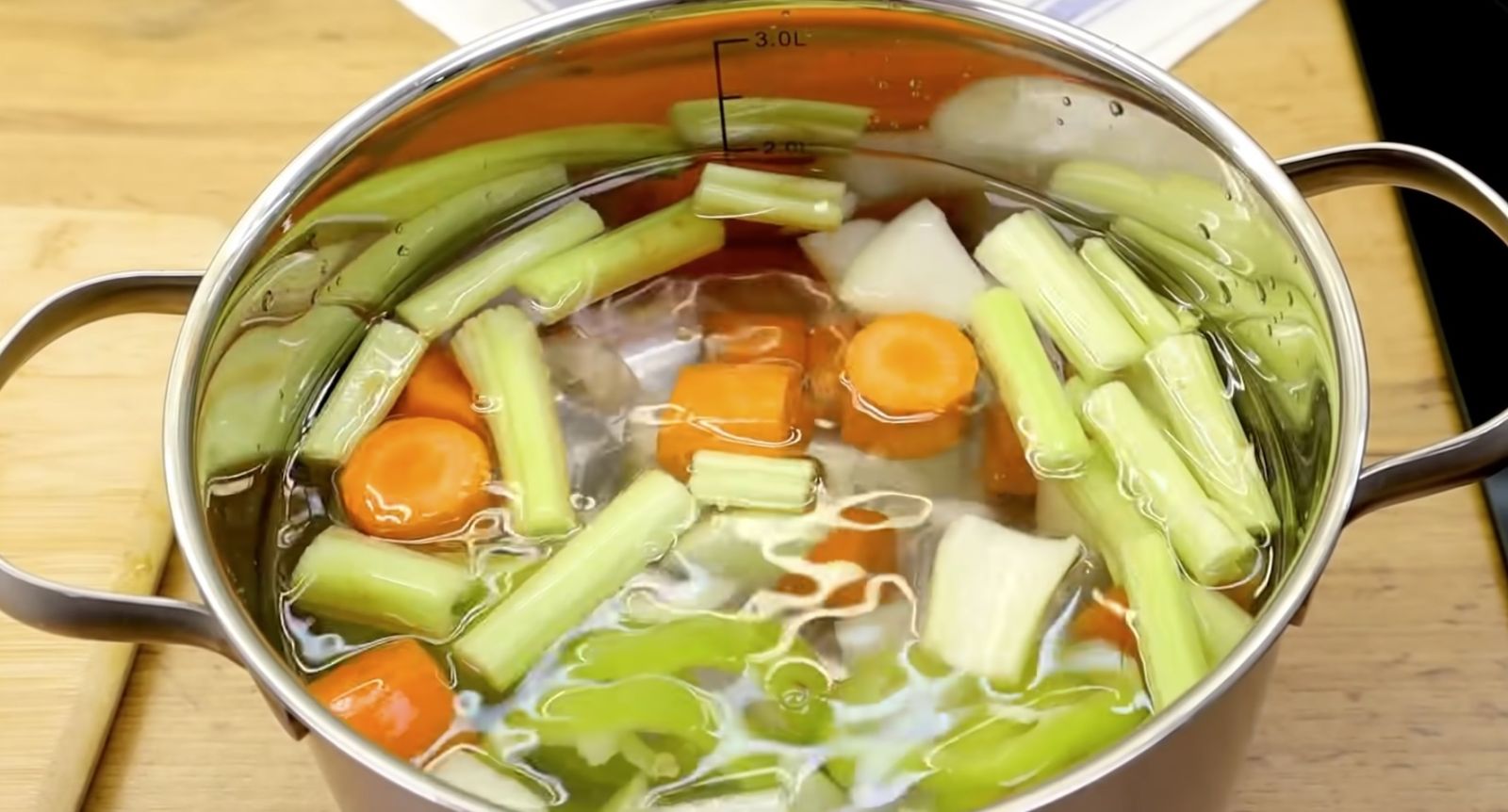 зеленчуци в тенджера