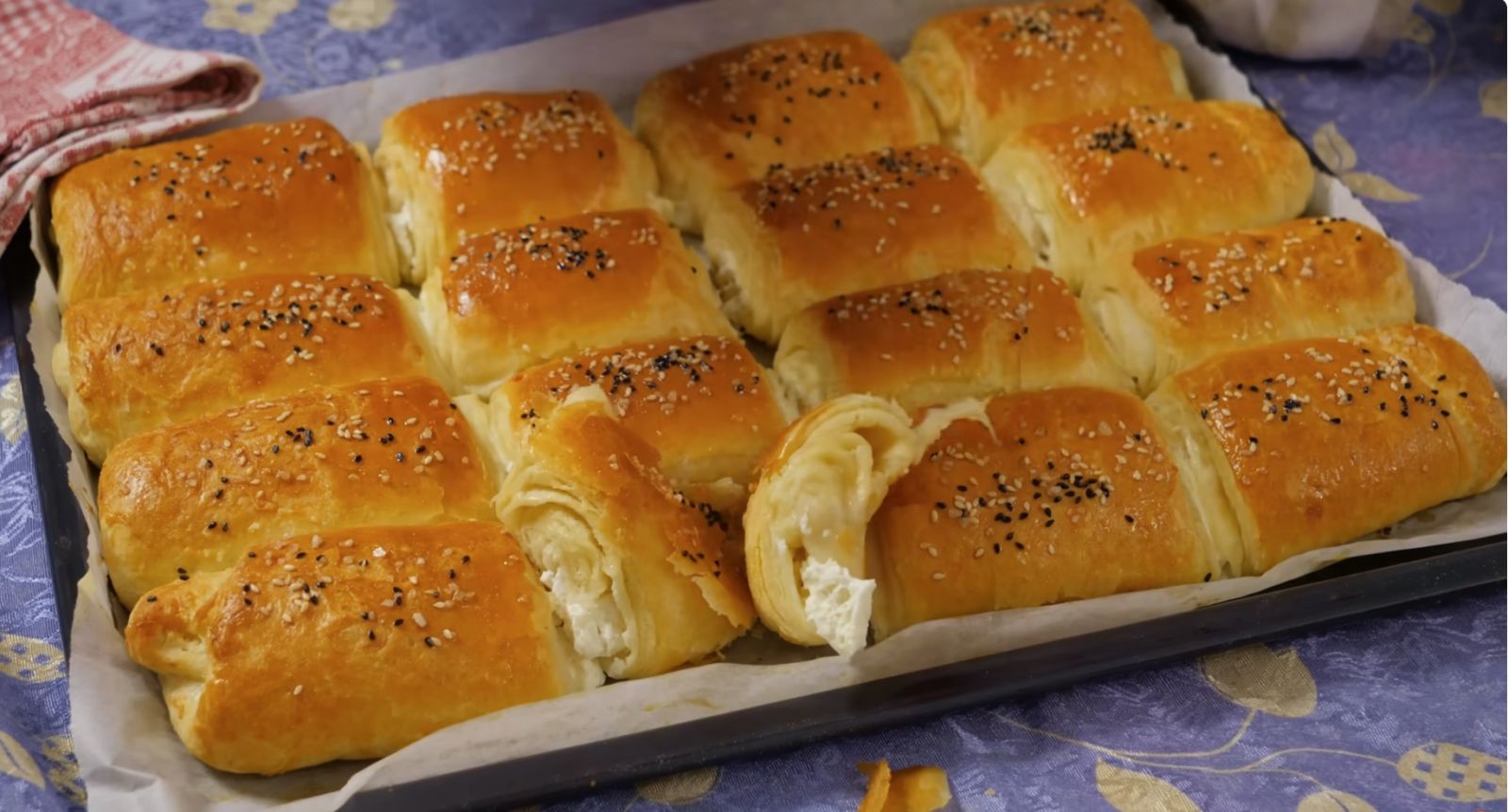 кифли сирене