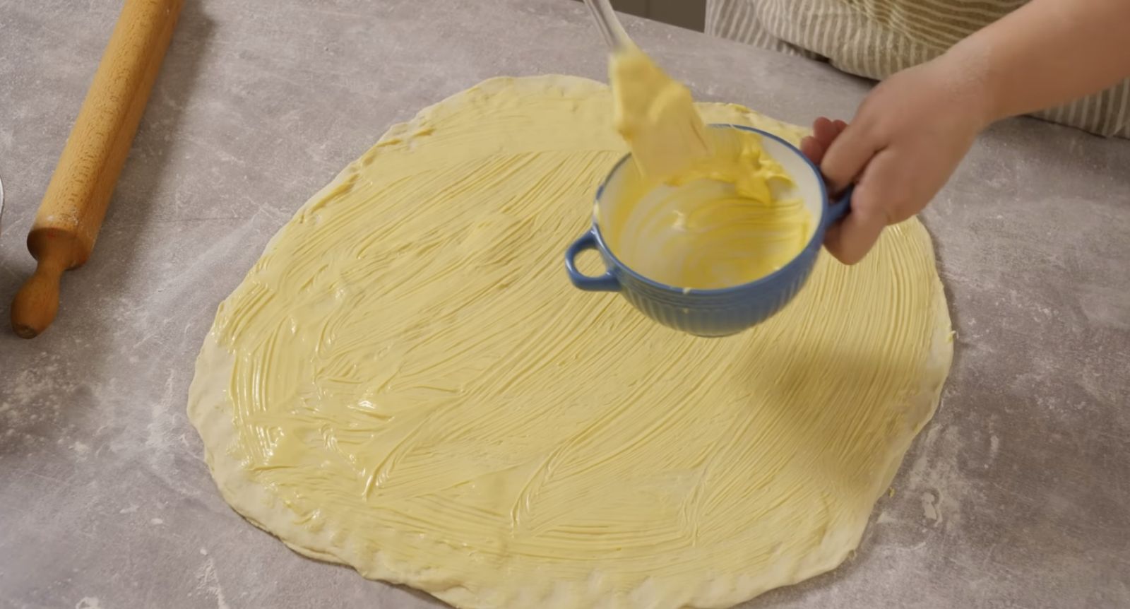 масло върху тесто