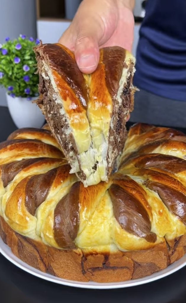 парче кралски хляб