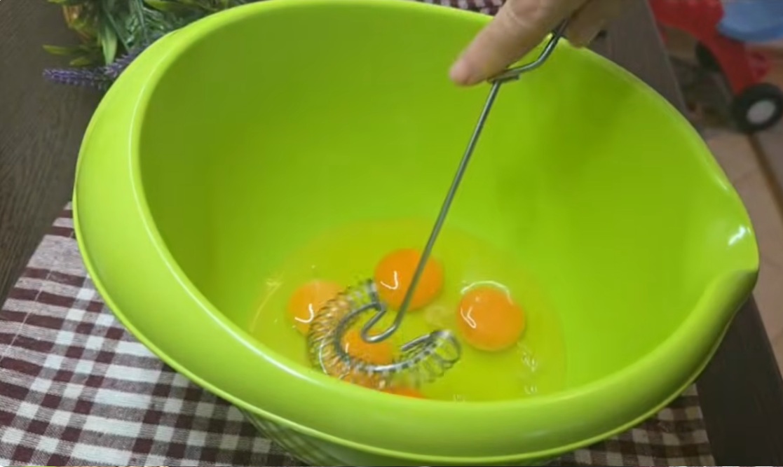 разбити яйца