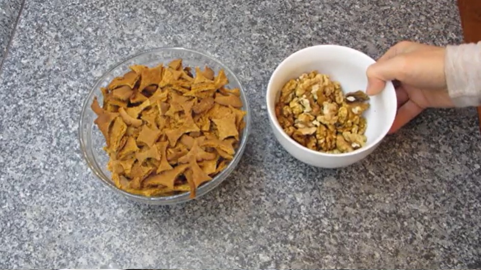 орехи и медено тесто