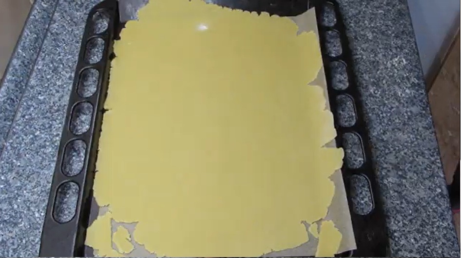 медено тесто в тавата