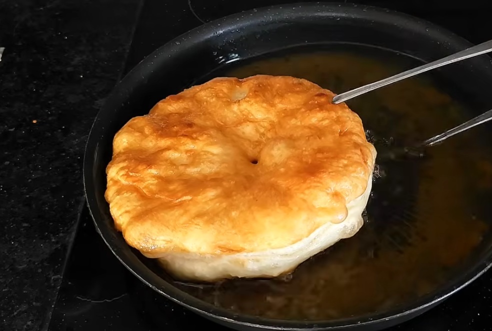 обърната мекица