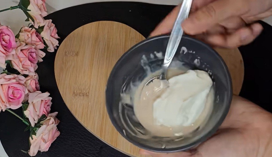 кисело мляко в маската
