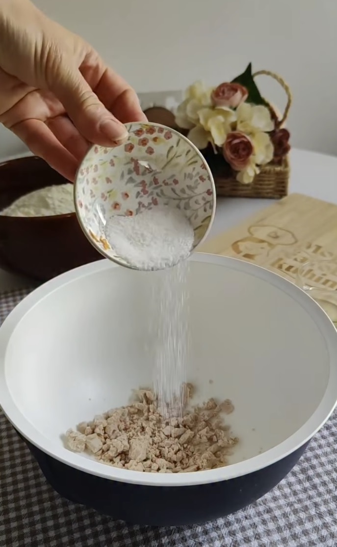 натрошена мая