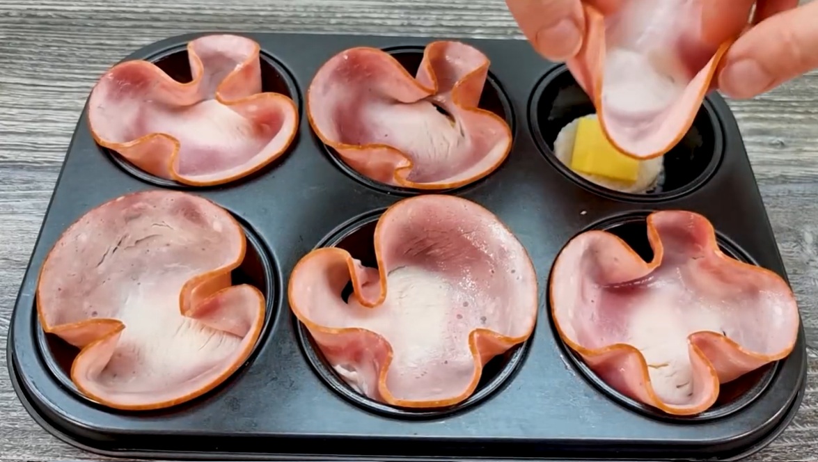 шунка във форма за мъфини