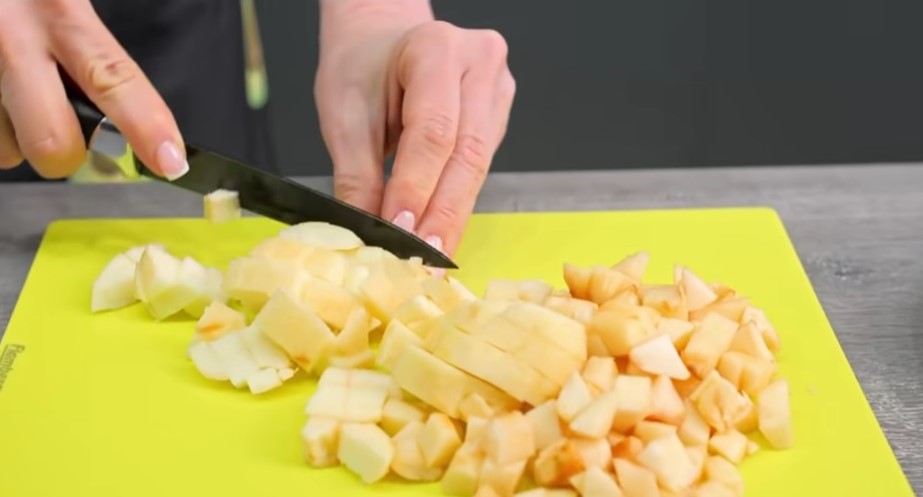  нарязани ябълки 