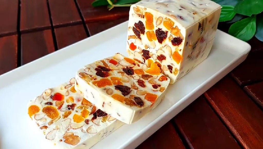  парфе сладкиш с плодове 