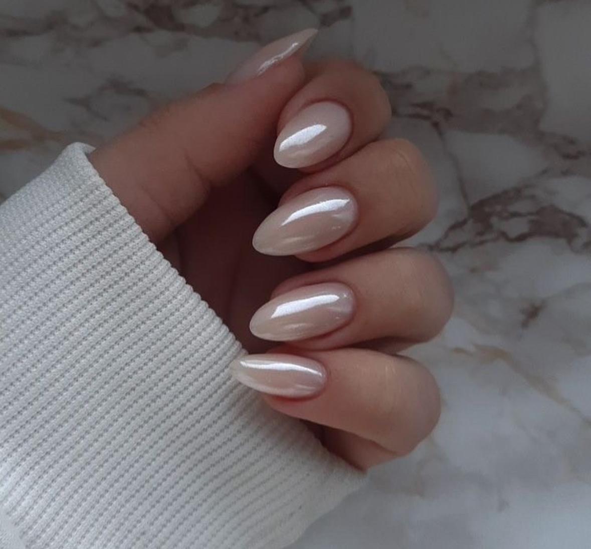 перлен маникюр зима