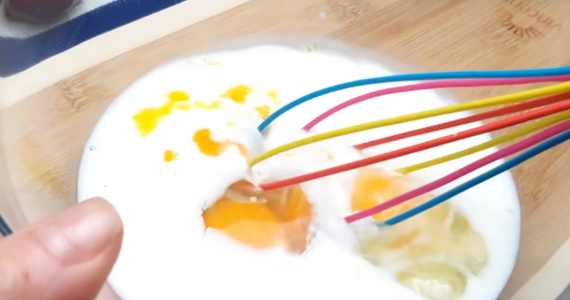 яйца с мляко