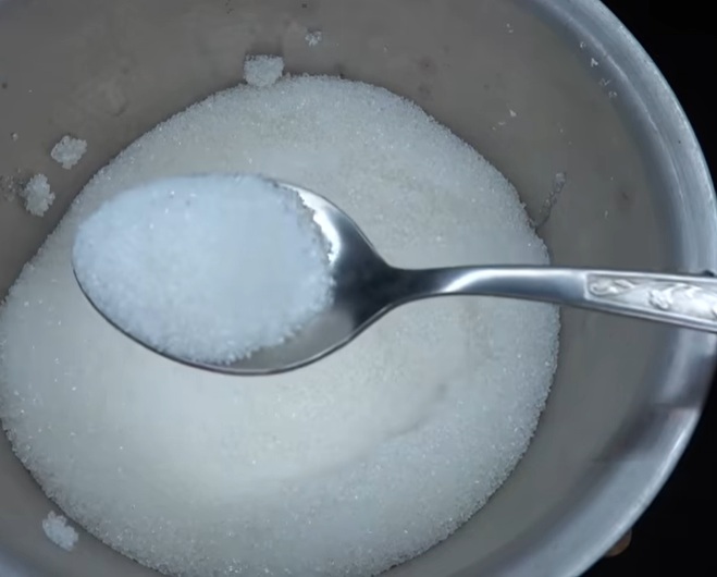 лъжица захар