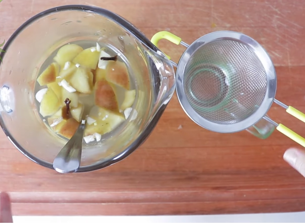 смес ябълки карамфил