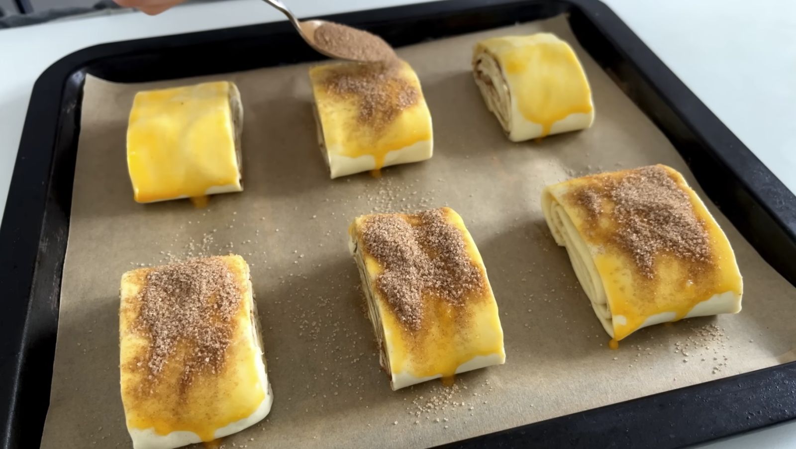 захар върху рулата