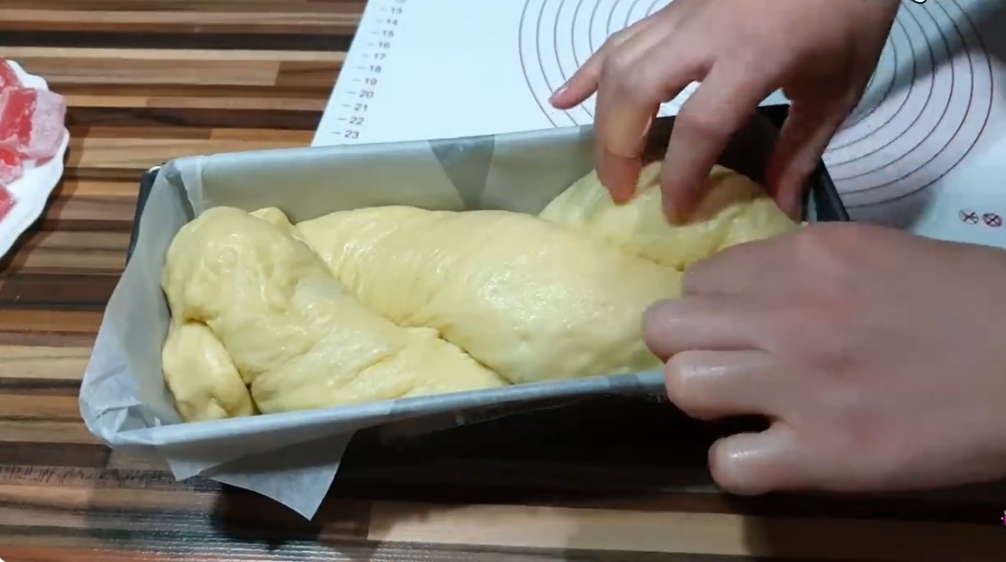 козунак във формата