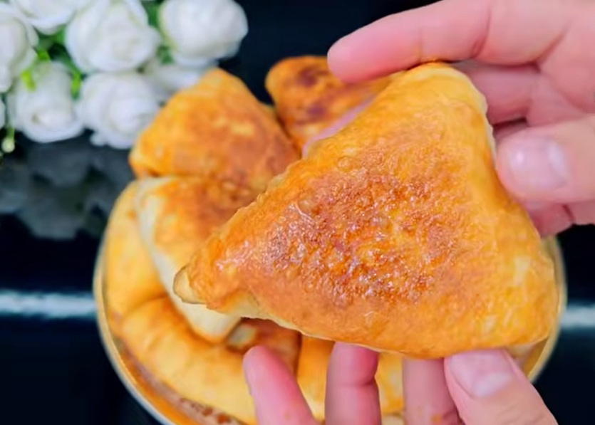 пълнени руски мекици