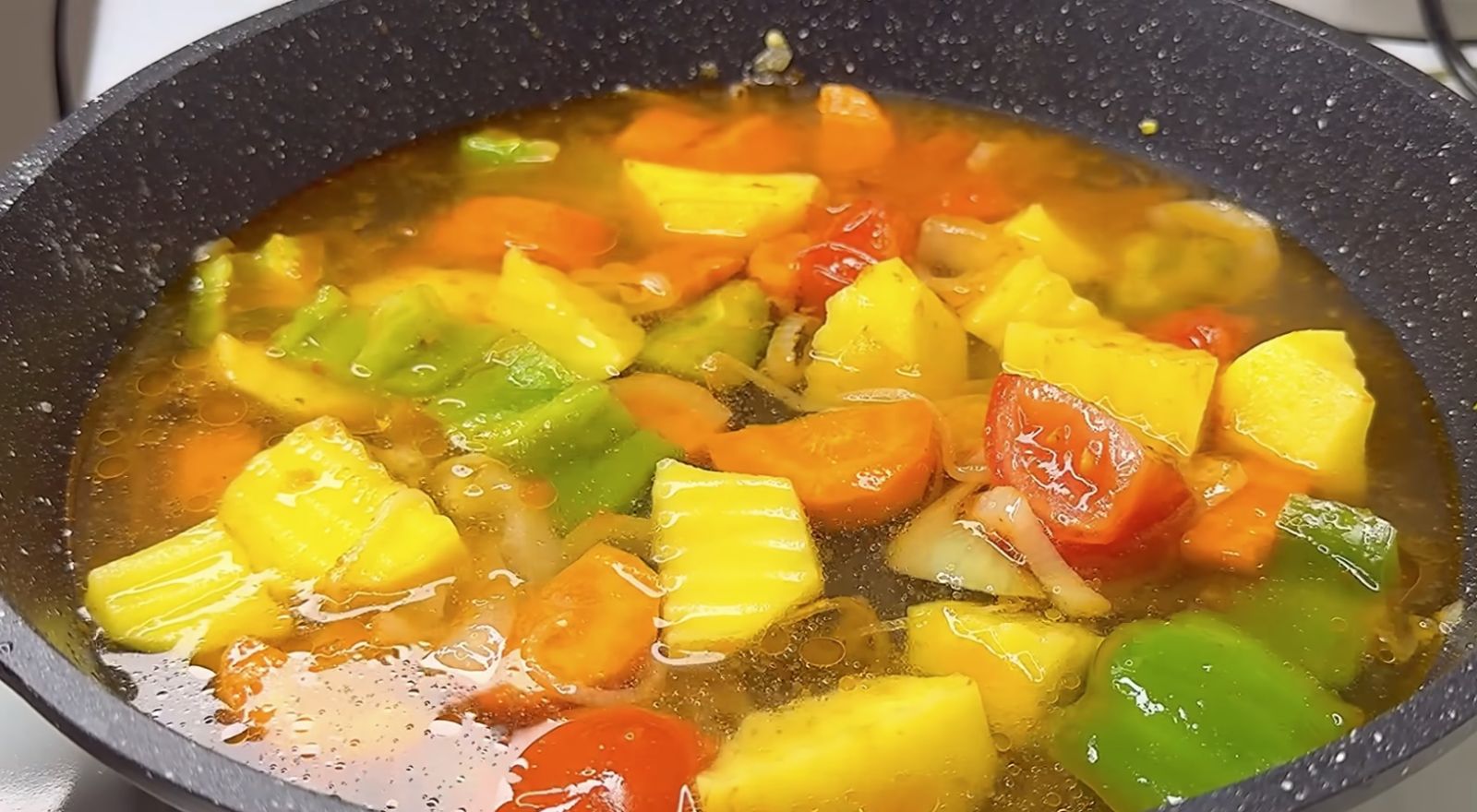 задушени зеленчуци