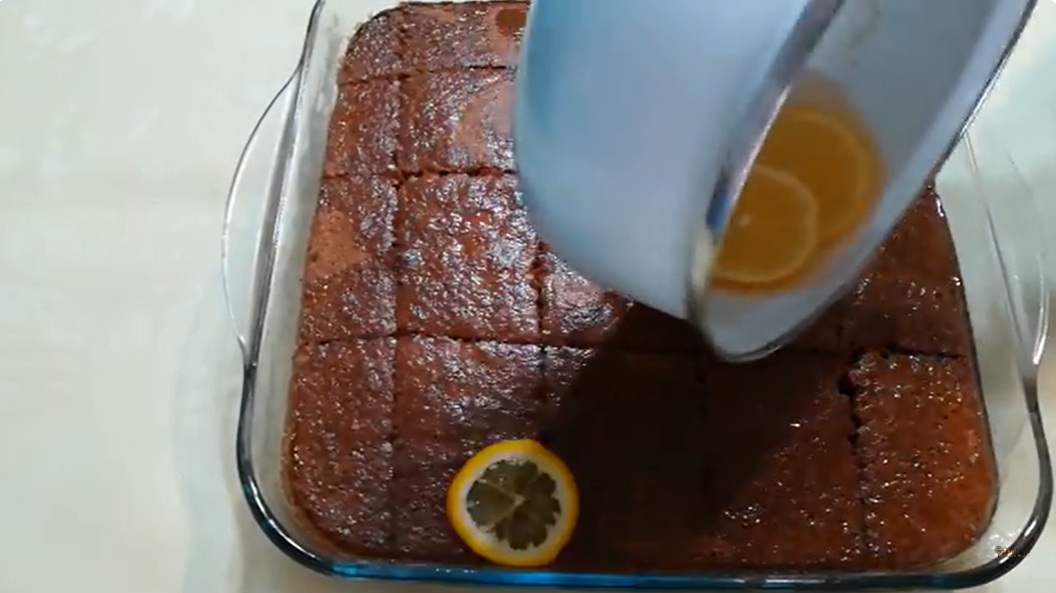 сиропиране сладкиш